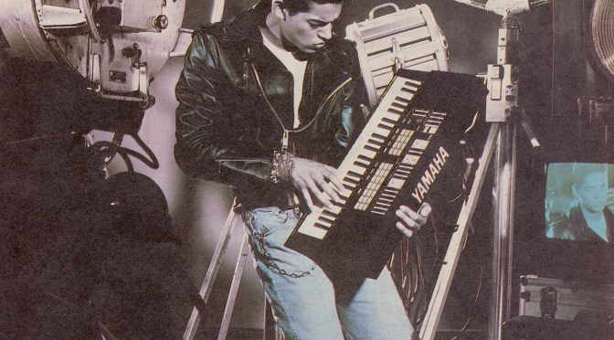 PiTCHiNG TO PiGLETS PART FiVE: ELECTRONiCS